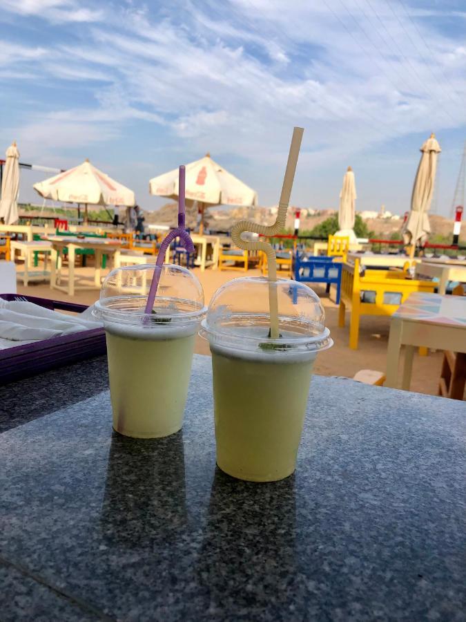 Onaty Ka Guest House Aswan Bagian luar foto