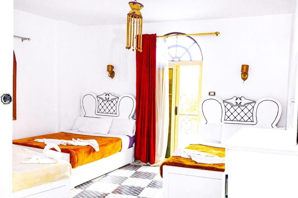 Onaty Ka Guest House Aswan Bagian luar foto